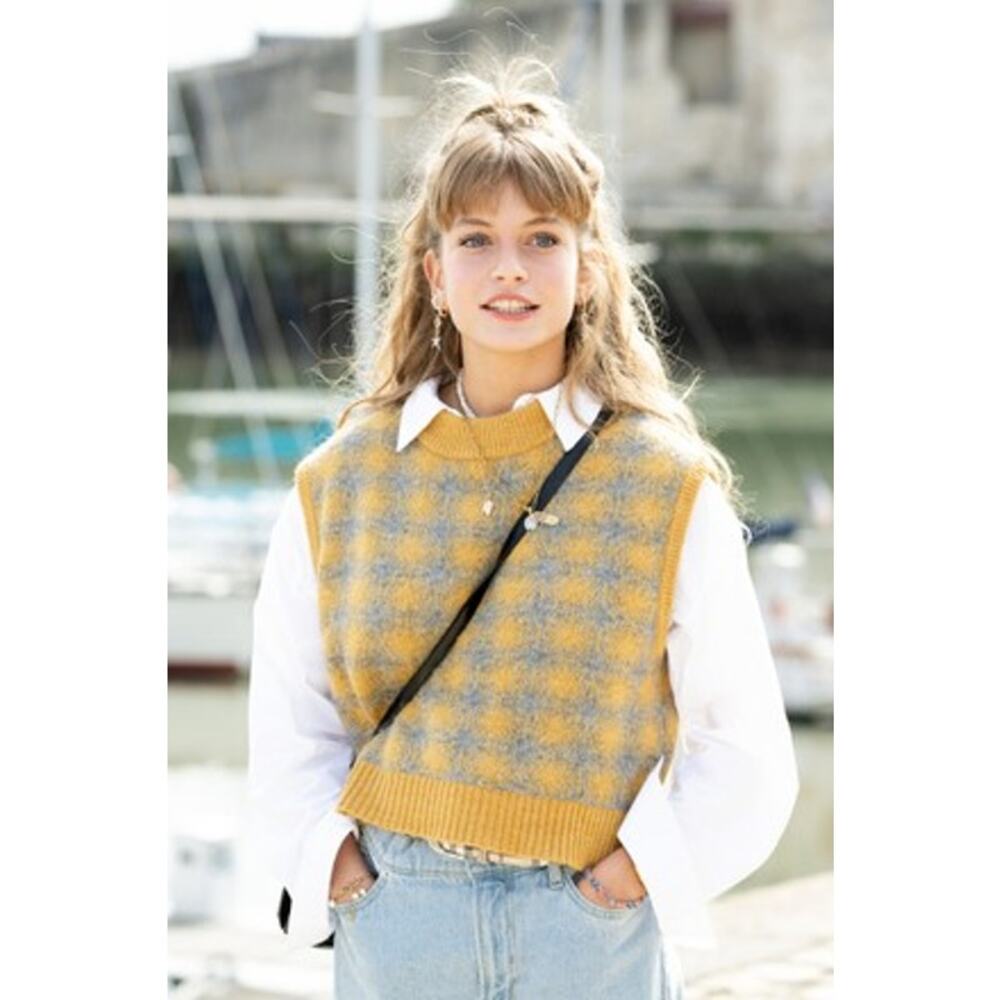 ZARA Plaid Sweater Vest Sleeveless Houndstooth Checkered Chunky Knit Pullover